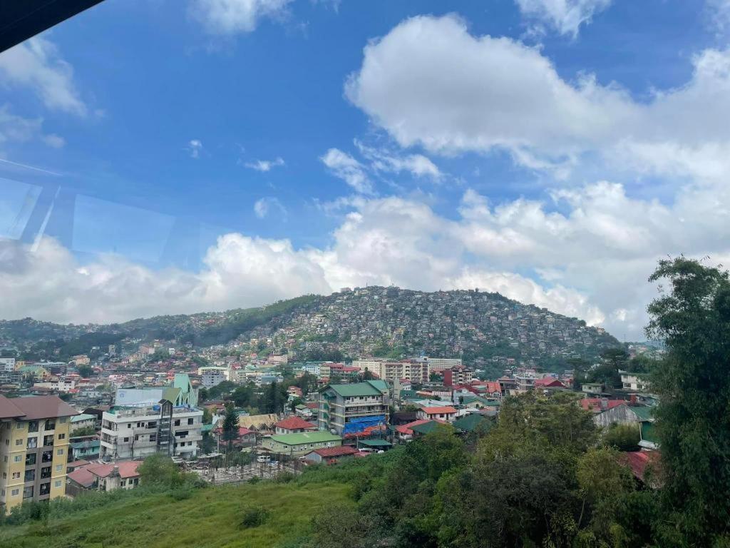 Aura One Hotel Baguio City Esterno foto