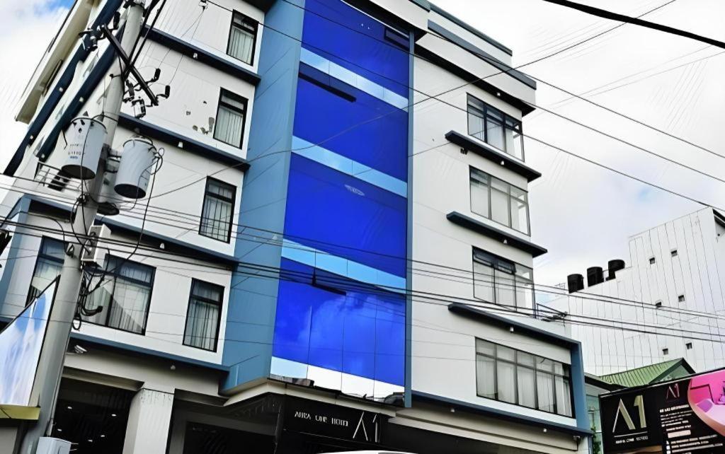 Aura One Hotel Baguio City Esterno foto